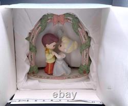 10 Precious Moments Disney Cinderella & Prince Large Figurine Under Arch NIB