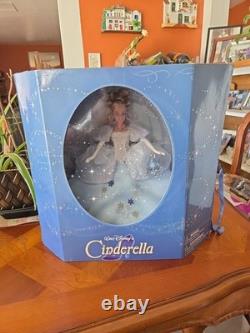 2005 Walt Disney Cinderella Special Edition Disney Store Exclusive Doll