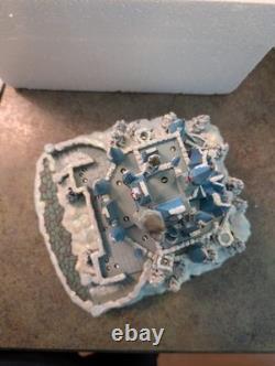 2011 Disney Village WDW Deluxe Light-Up Cinderella Castle BRAND NEW IN BOX