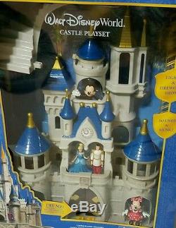 2016 Disney Parks Walt Disney World Cinderella Castle Toy Play Set Mickey Minnie