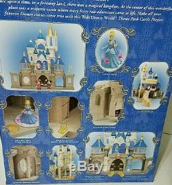 2016 Disney Parks Walt Disney World Cinderella Castle Toy Play Set Mickey Minnie