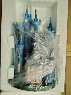 2020 Castle Collection CINDERELLA light up figurine Disney Store 1/10 limited