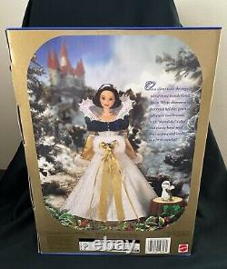 3 PIECE Mattel Disney Snow White Cinderella Belle Holiday Princess MINT Rare