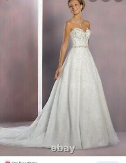 Alfred Angelo Disney's Cinderella Wedding Dress size 12 white/silver style 262