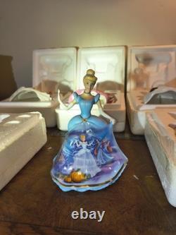 Bradford Editions Disney Dresses And Dreams Set Of 5 With Certificates