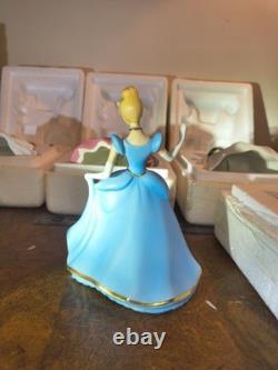 Bradford Editions Disney Dresses And Dreams Set Of 5 With Certificates