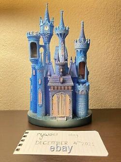 Cinderella Light-Up Figurine Disney Castle Collection Limited Release 1/10