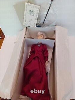 DISNEY CINDERELLA 19 Doll LADY TREMAINE Limited Ed. 792/5000 Evil Stepmother