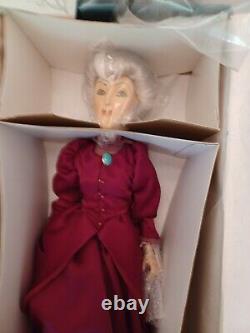 DISNEY CINDERELLA 19 Doll LADY TREMAINE Limited Ed. 792/5000 Evil Stepmother