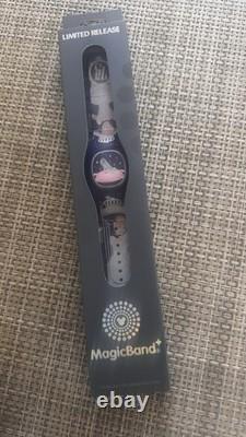DISNEY PARKS CINDERELLA 75th Anniversary MagicBand+ Limited Release NIB