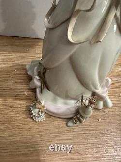 DISNEY SHOWCASE COLLECTION LENOX CINDERELLA'S SURPRISE NIB COA. RARE LImIted