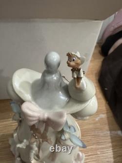 DISNEY SHOWCASE COLLECTION LENOX CINDERELLA'S SURPRISE NIB COA. RARE LImIted