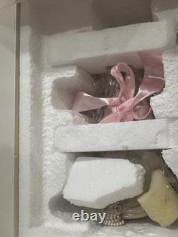 DISNEY SHOWCASE COLLECTION LENOX CINDERELLA'S SURPRISE NIB COA. RARE LImIted