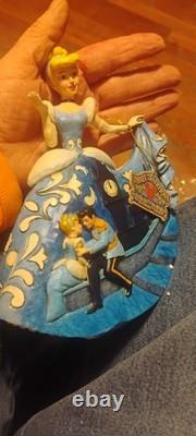 DISNEY TRADITIONS Jim Shore CINDERELLA Tidings of Friendship NEW IN BOX Figurine