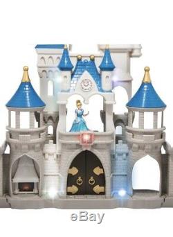 DISNEY WORLD PARKS CINDERELLA CASTLE PLAYSET MICKEY MINNIE Fireworks NEW