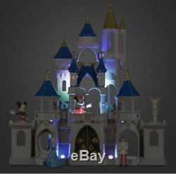 DISNEY WORLD PARKS CINDERELLA CASTLE PLAYSET MICKEY MINNIE Fireworks NEW