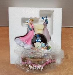 Dinsey Cinderella Pink Dress Snowglobe Snow Globe New in Box
