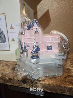 Disney 50th Anniversary Cinderella Castle Scentsy Warmer NEW IN BOX