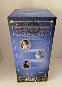 Disney CINDERELLA & PRINCE CHARMING Fairytale Limited Edition of 3102/6000