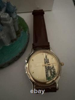 Disney Cinderella Castle Limited Edition Figurine with COA & Box 1374/2000
