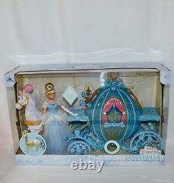 Disney Cinderella Deluxe Set Light Up Pumpkin Carriage & Walking Horse 2022 NEW