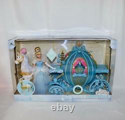 Disney Cinderella Deluxe Set Light Up Pumpkin Carriage & Walking Horse 2022 NEW