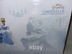 Disney Cinderella Deluxe Set Light Up Pumpkin Carriage & Walking Horse 2022 NEW