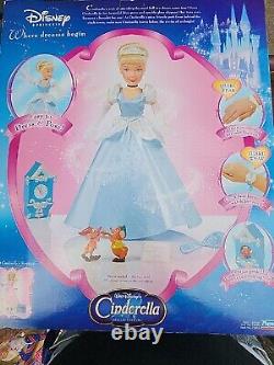 Disney Cinderella Dressed For The Ball 2005 New in box
