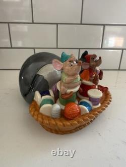 Disney Cinderella Jaq Gus Lucifer Sewing Basket Salt & Pepper Shakers LE 250