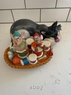 Disney Cinderella Jaq Gus Lucifer Sewing Basket Salt & Pepper Shakers LE 250