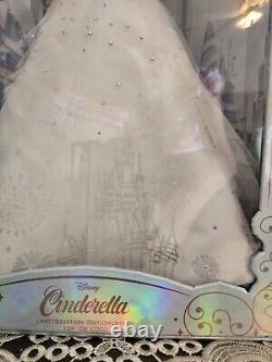 Disney Cinderella Limited Edition Doll World 50th Anniversary EUROPE Earrings