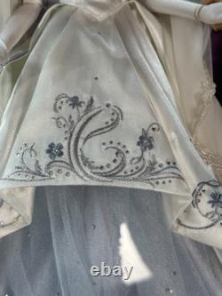 Disney Cinderella & Prince Charming Doll Set Limited Ed Platinum Wedding 555/600