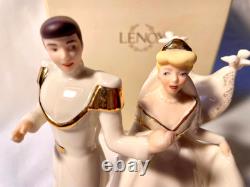 Disney Cinderella & Prince Hand Painted 24K Gold Lenox Wedding Cake Topper New Disney Cinderella & Prince Hand Painted 24K Gold Lenox Wedding Cake Topper New