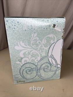 Disney Cinderella Royal Carriage Scentsy Brand Warmer Limited Edition NEW IN BOX