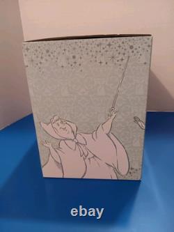 Disney Cinderella Royal Carriage Scentsy Brand Warmer Limited Edition NEW IN BOX