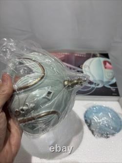 Disney Cinderella Royal Carriage Scentsy Brand Warmer Limited Edition New In Box