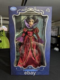 Disney Limited Edition 17 Inch Cinderella Lady Tremaine LE 1500 Doll New