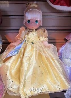 Disney Parks Christmas Precious Moments Cinderella Doll Limited Ed Autographed