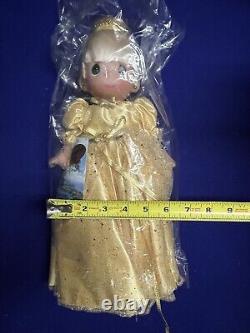 Disney Parks Christmas Precious Moments Cinderella Doll Limited Ed Autographed