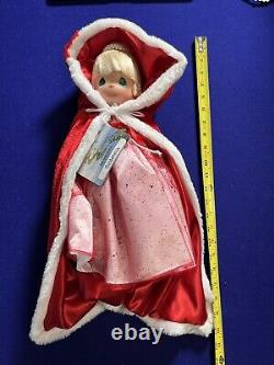 Disney Parks Christmas Precious Moments Cinderella Limited Edition Doll NEW
