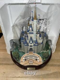 Disney Parks Olszewski Cinderella Castle Attraction Figure Statue Rare Sold Out