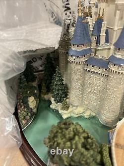 Disney Parks Olszewski Cinderella Castle Attraction Figure Statue Rare Sold Out