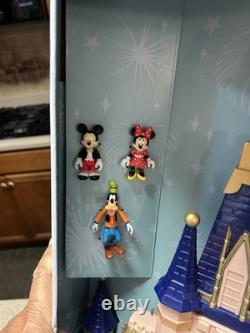 Disney Parks WDW Mickey Minnie Goofy Cinderella Castle Play Set NIB