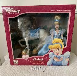 Disney Porcelain Brass Key Keepsake Cinderella Doll & Royal Horse New Nrfb