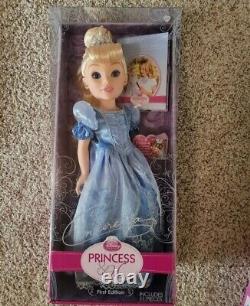 Disney Princess And Me Doll Cinderella Doll 18 with Royal Sleepwear NEW