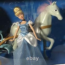 Disney Princess Cinderella 12 Doll & 16 Carriage Pumpkin Coach And 12horse