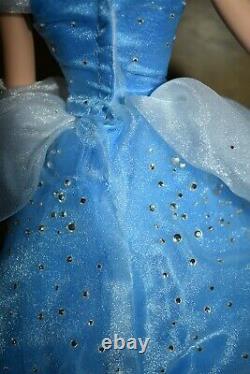 Disney Princess Cinderella 17 Limited Edition Doll Figure DEBOXED Condition