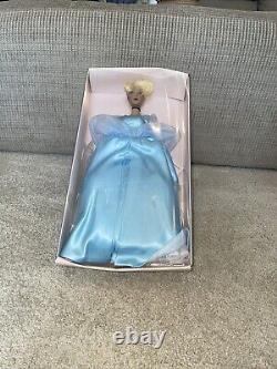 Disney Princess Cinderella Madame Alexander 18 Doll New Sealed