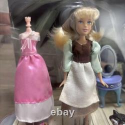 Disney Princess Cinderella Mini Doll Playset 6.3 Inch New Box Damage