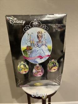 Disney Princess Cinderella Porcelain Doll Brass Key Keepsake New In Damaged Box